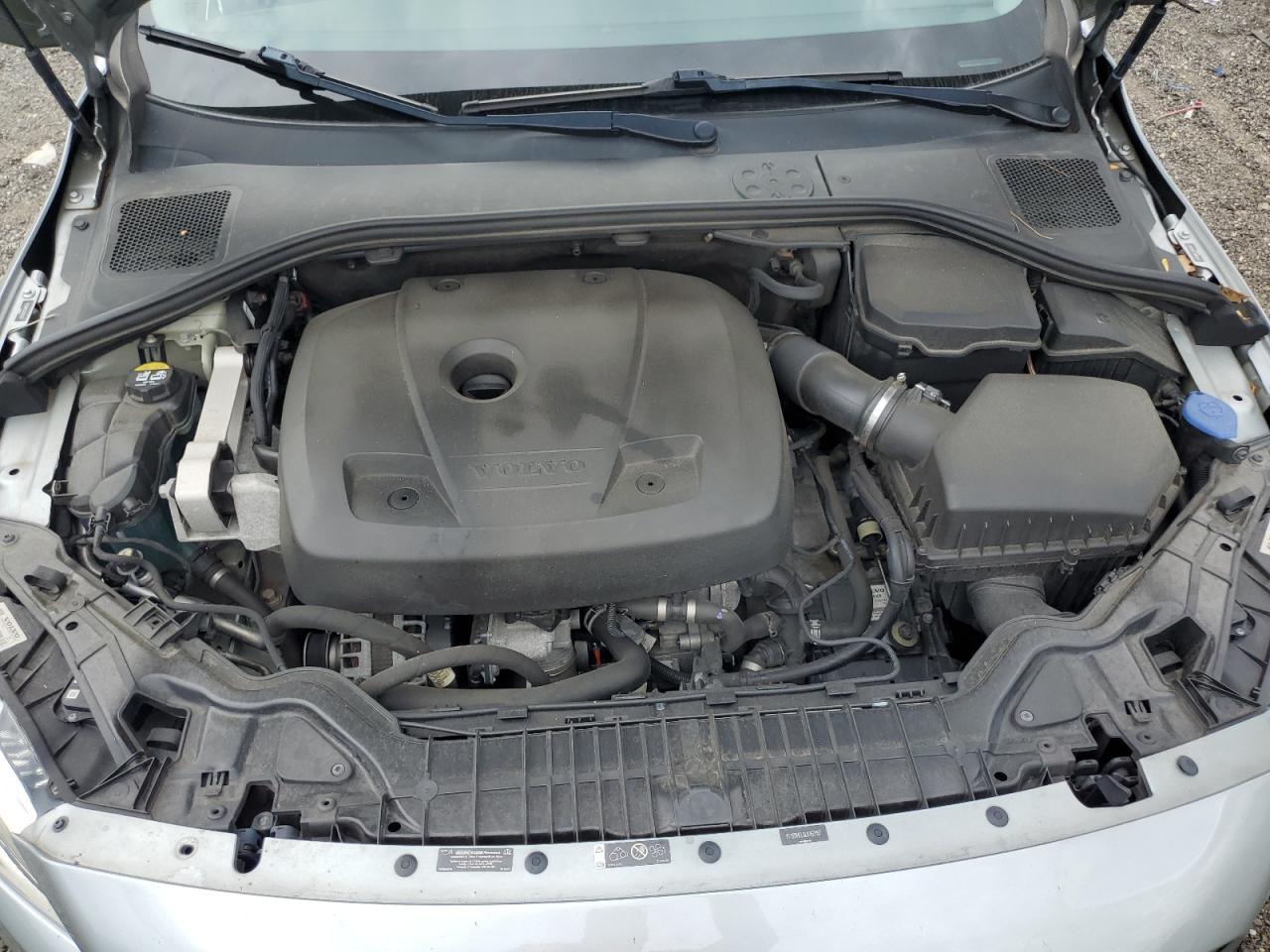 2018 VOLVO S60