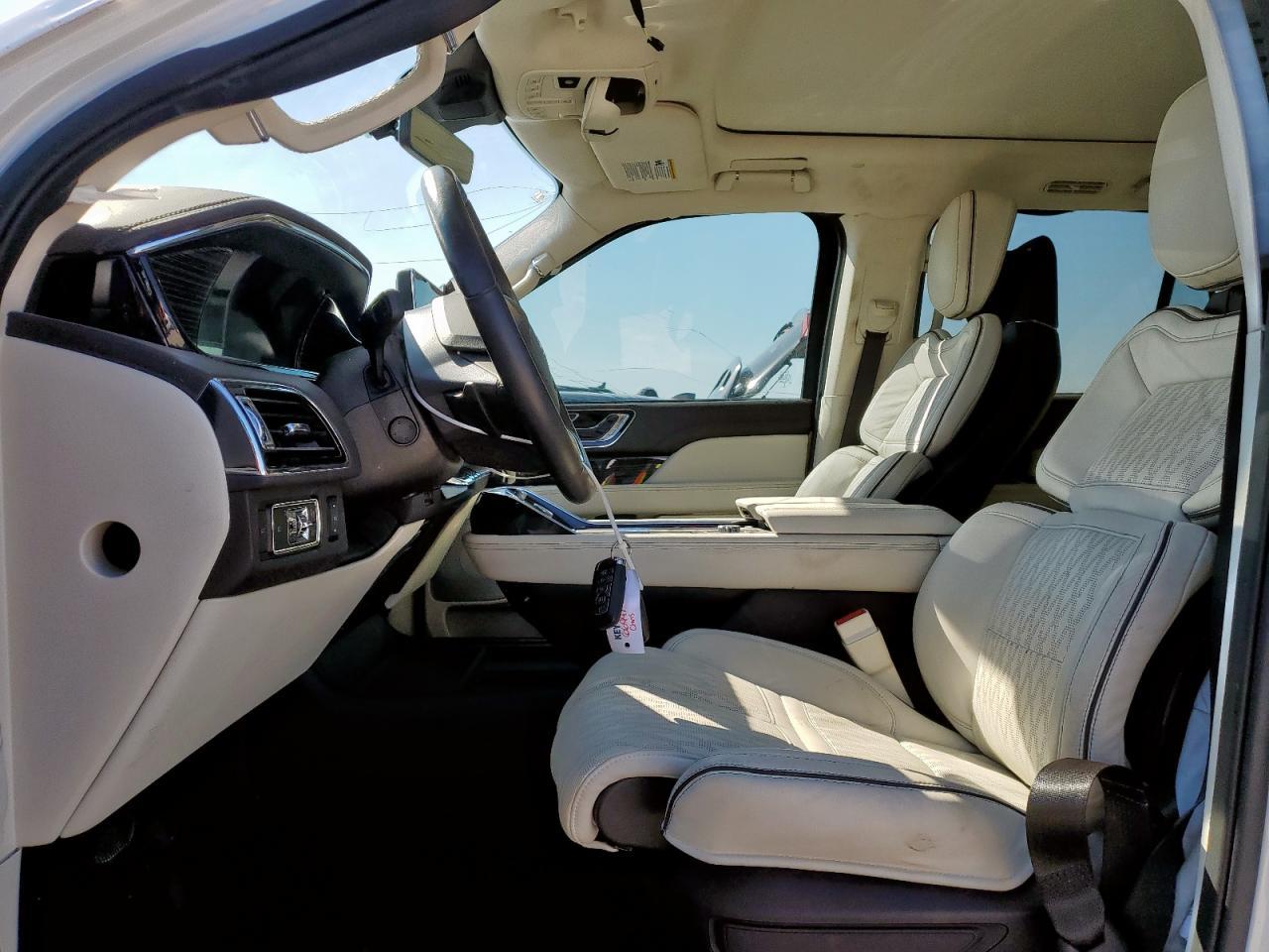 2024 LINCOLN Navigator