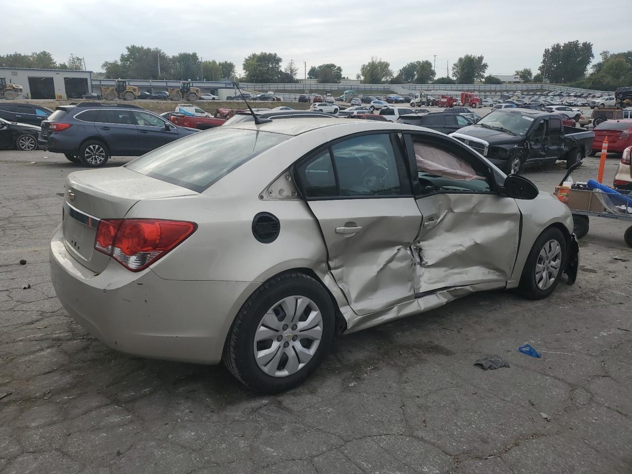 2013 CHEVROLET CRUZE