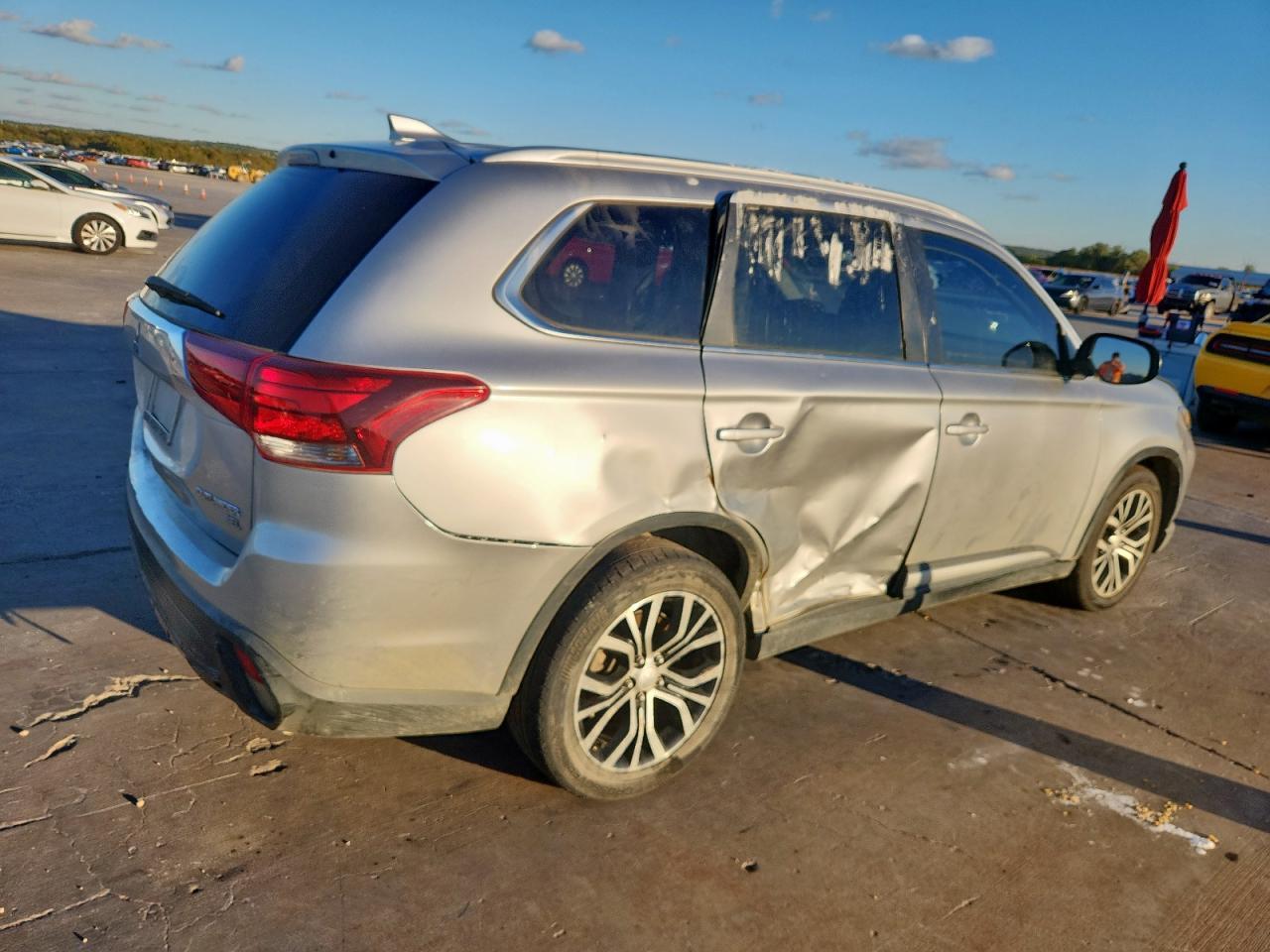 2018 MITSUBISHI outlander