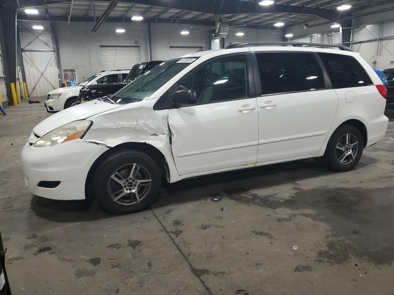 2006 TOYOTA SIENNA