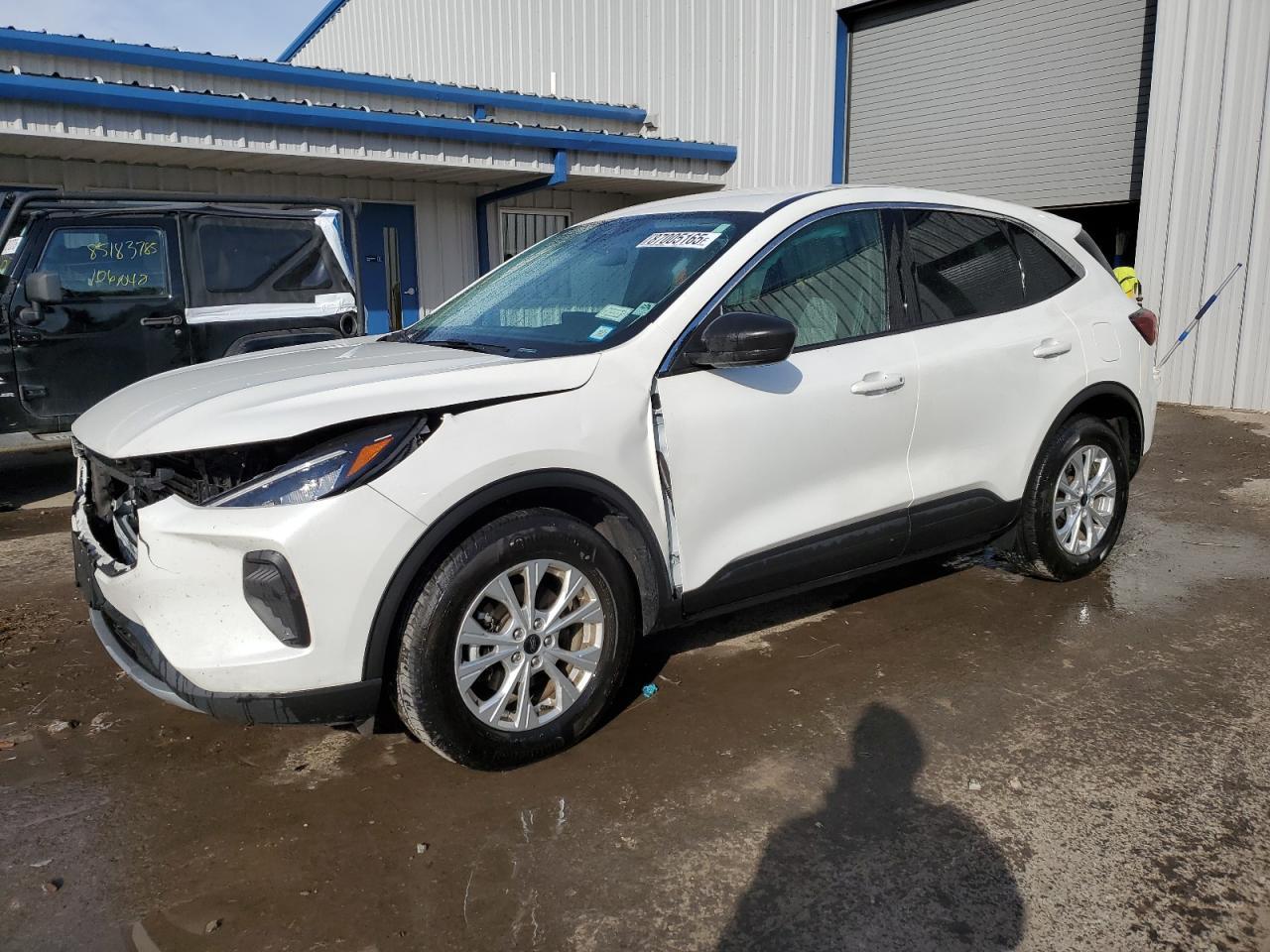 2023 FORD ESCAPE