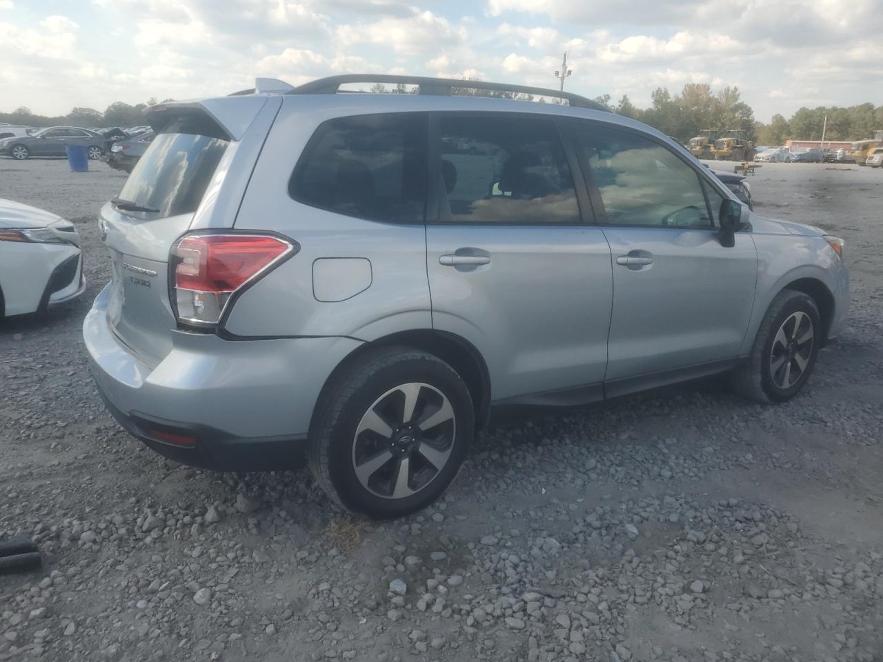 2018 SUBARU FORESTER