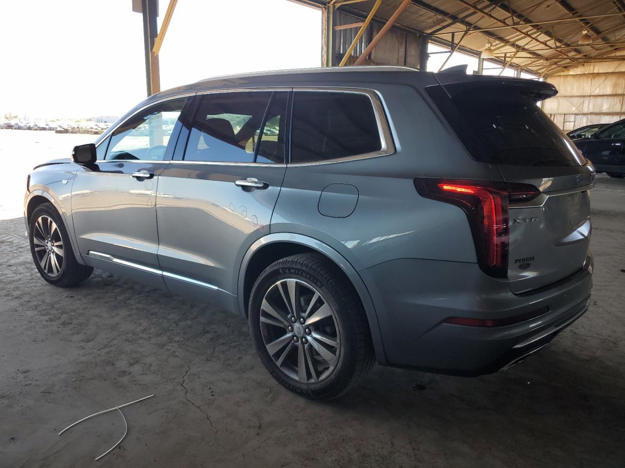 2022 CADILLAC XT6