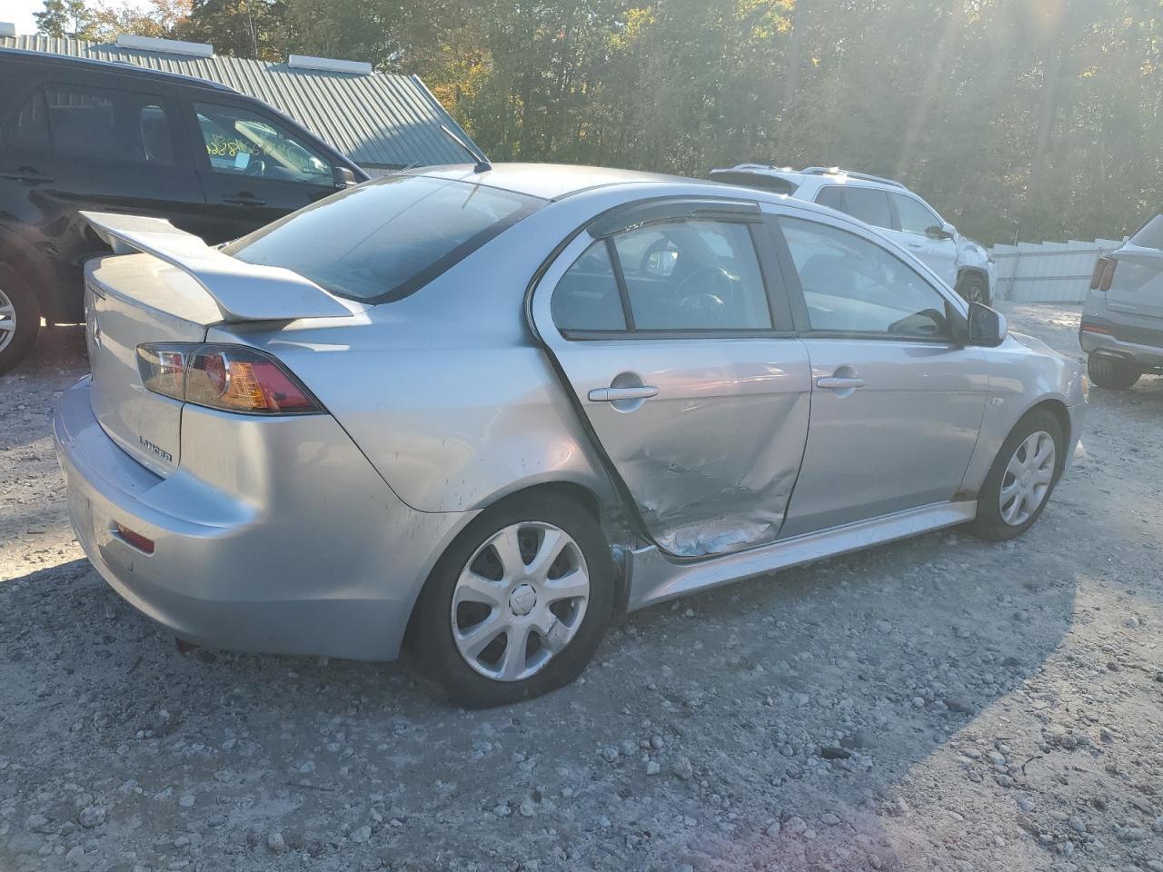 2014 MITSUBISHI LANCER
