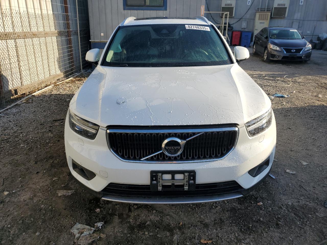 2019 VOLVO XC40