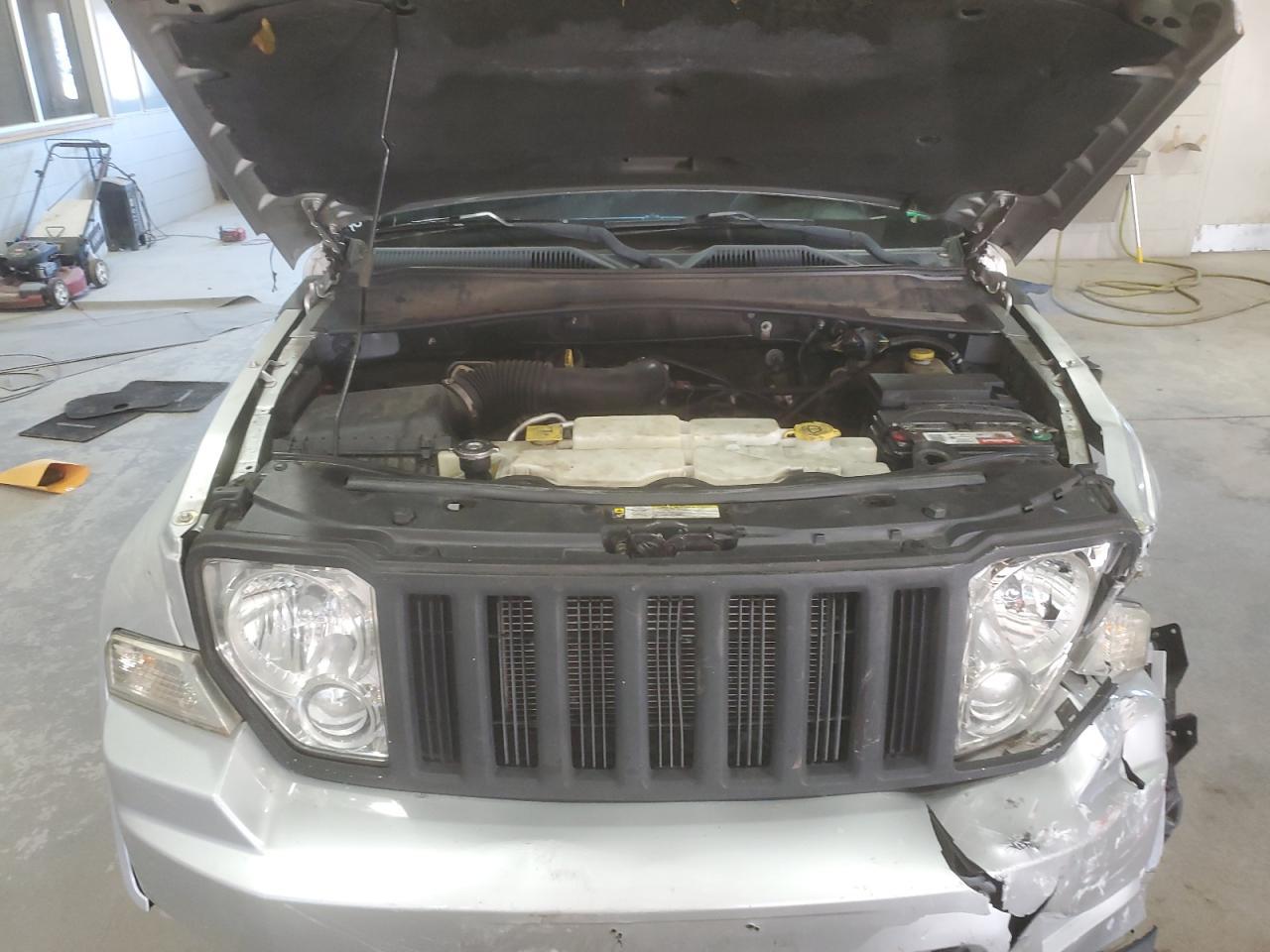 2011 JEEP Liberty