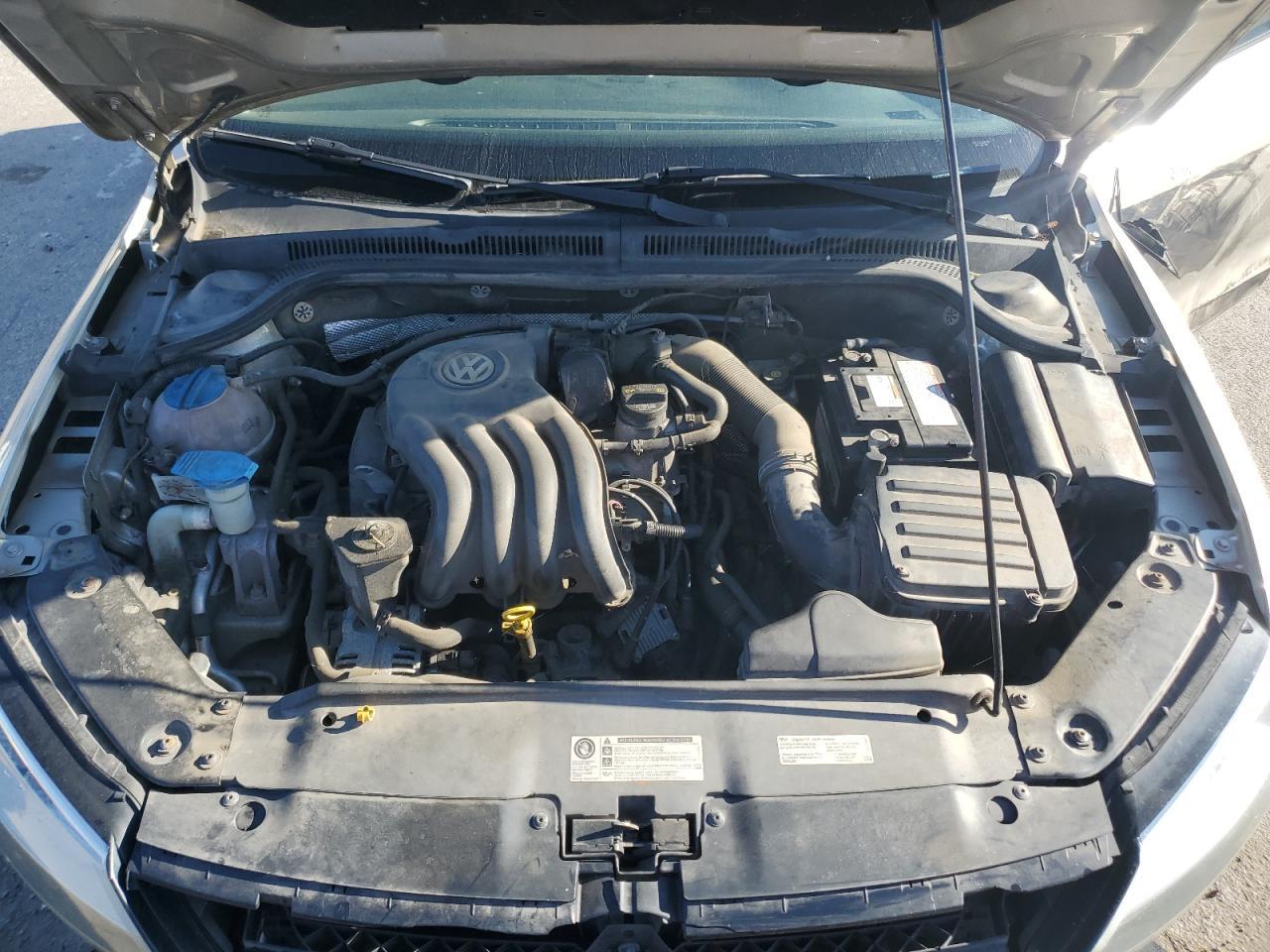 2014 VOLKSWAGEN JETTA