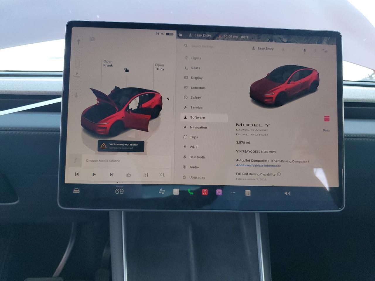 2026 TESLA MODEL Y
