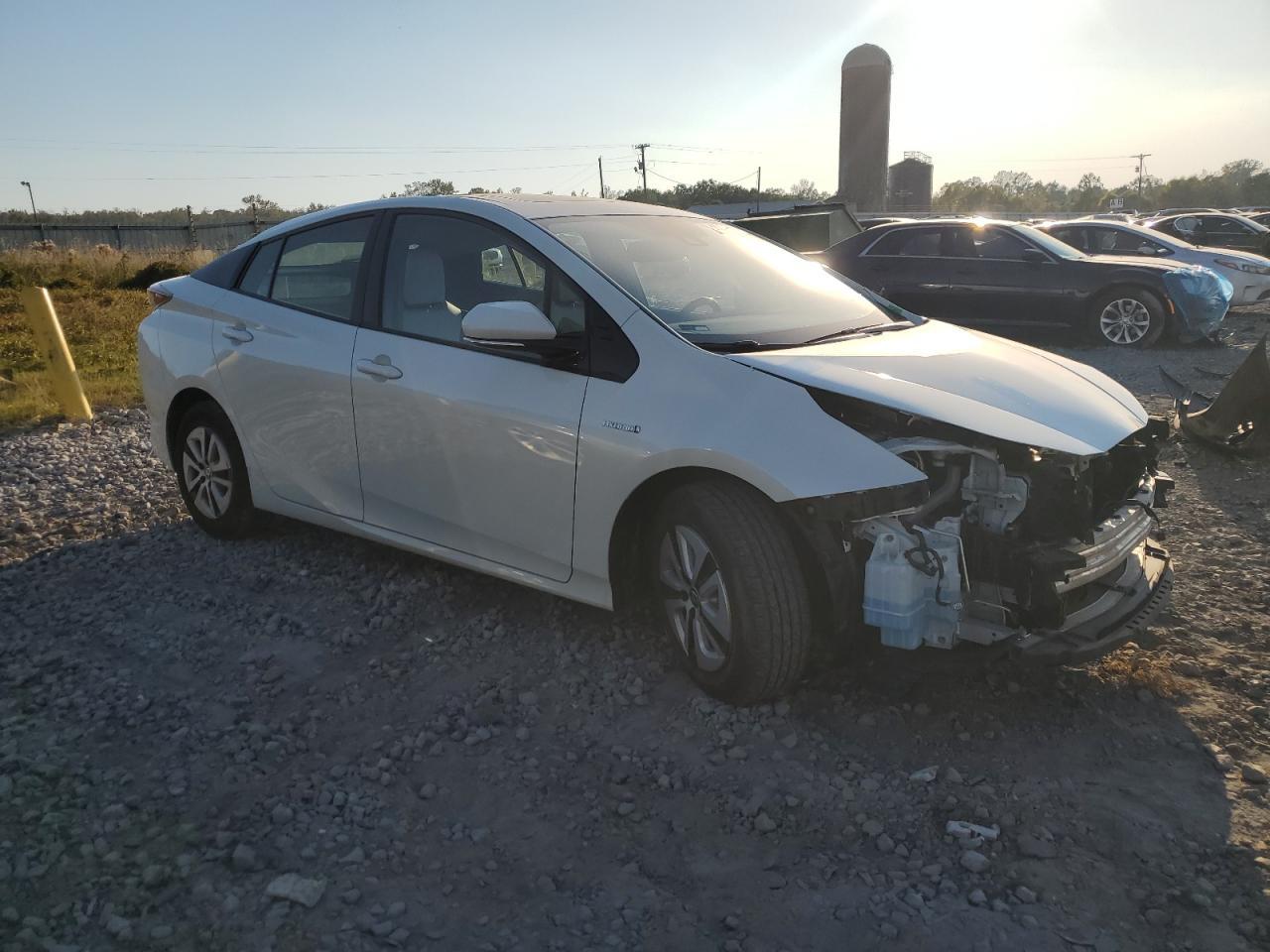 2017 TOYOTA PRIUS