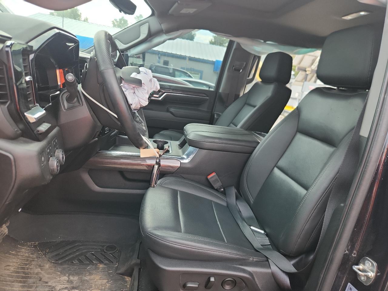 2024 CHEVROLET Silverado