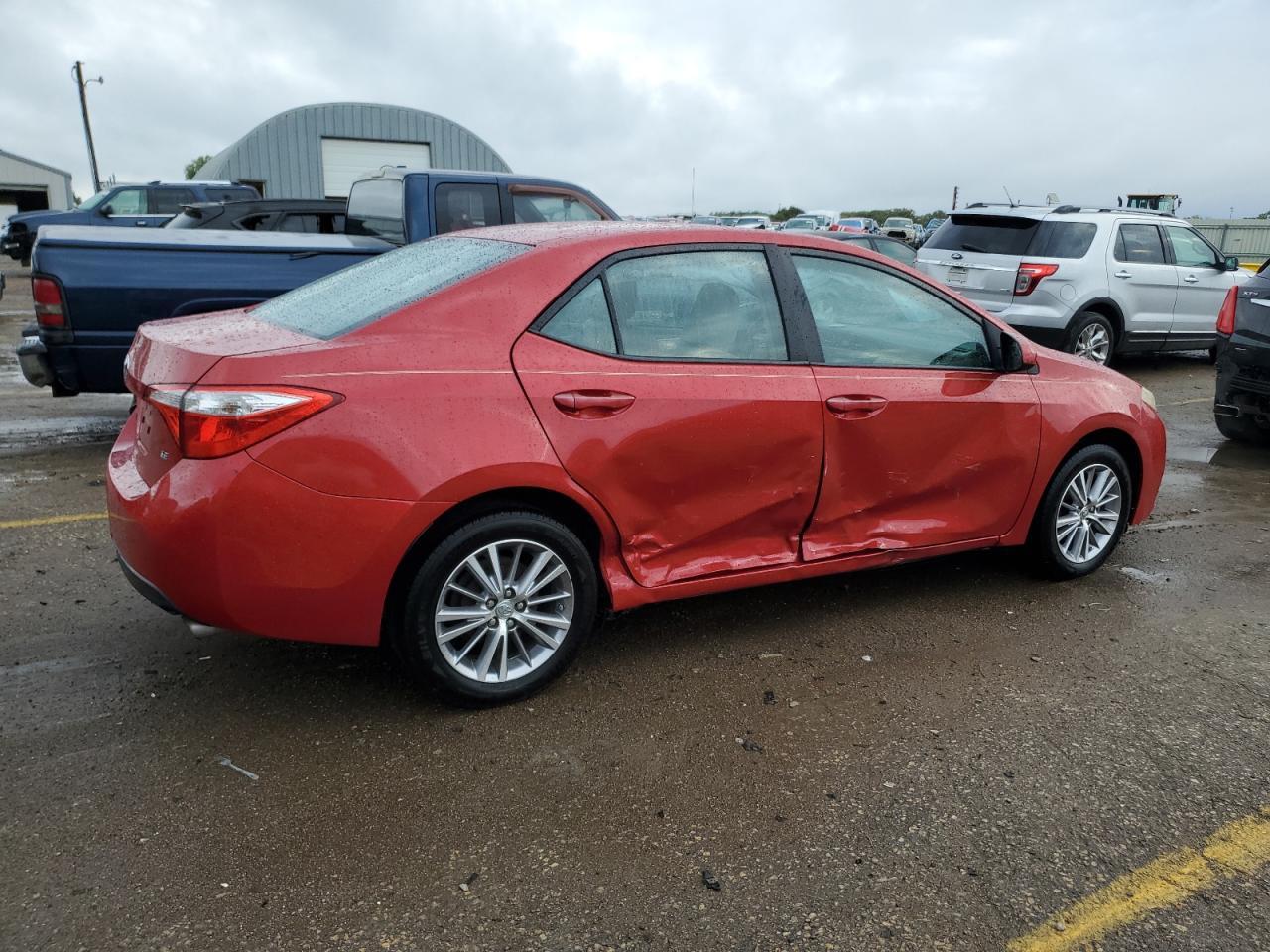 2015 TOYOTA COROLLA