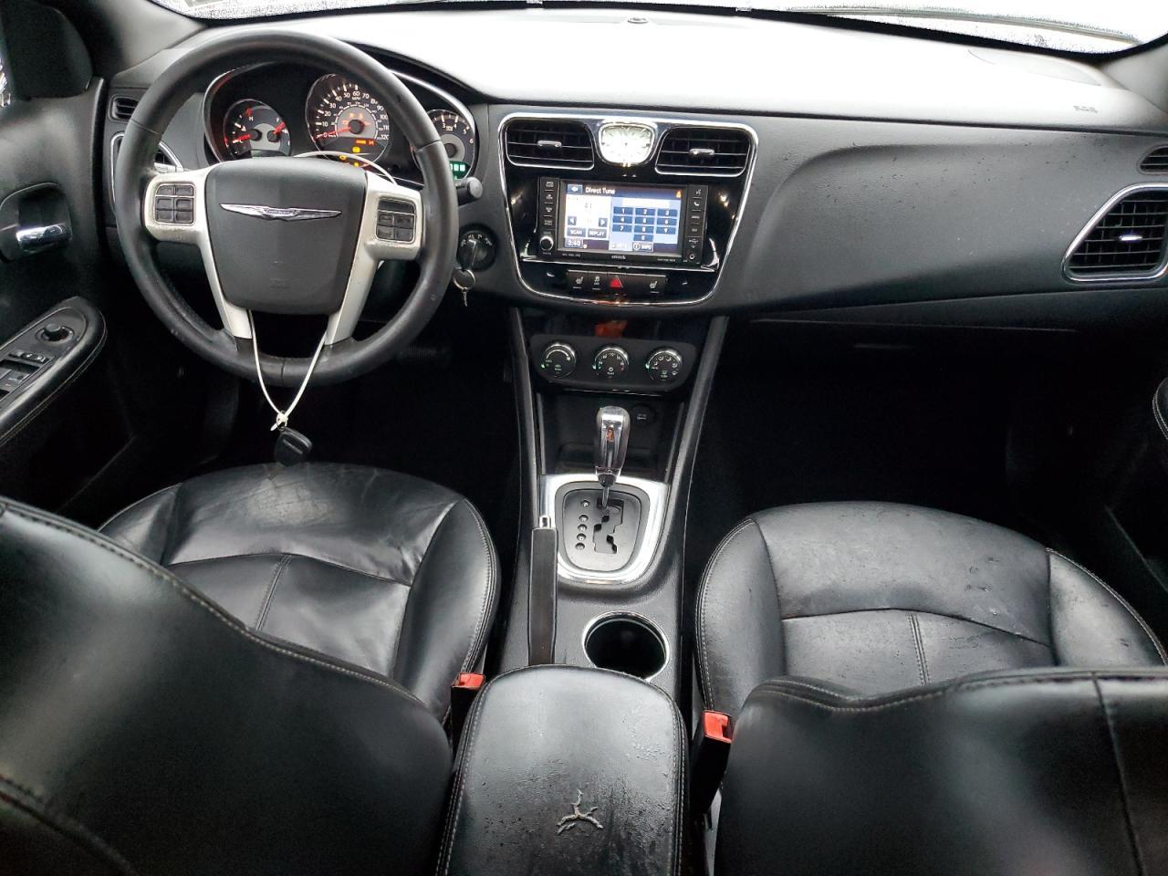 2012 CHRYSLER 200