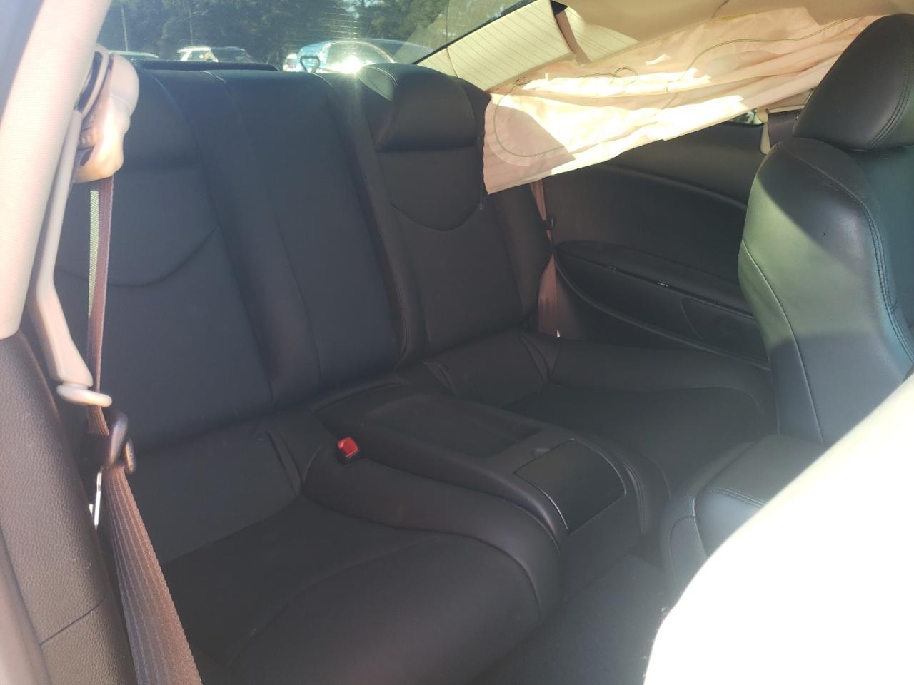 2015 INFINITI Q60