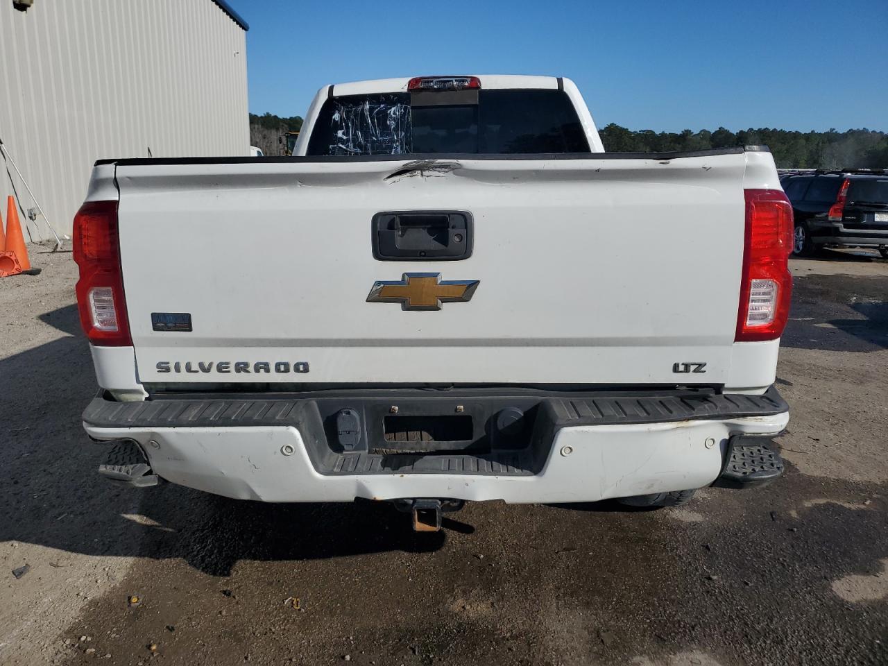 2018 CHEVROLET Silverado