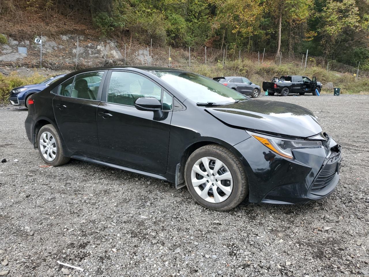 2024 TOYOTA COROLLA