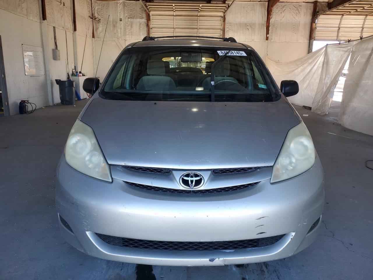 2008 TOYOTA SIENNA