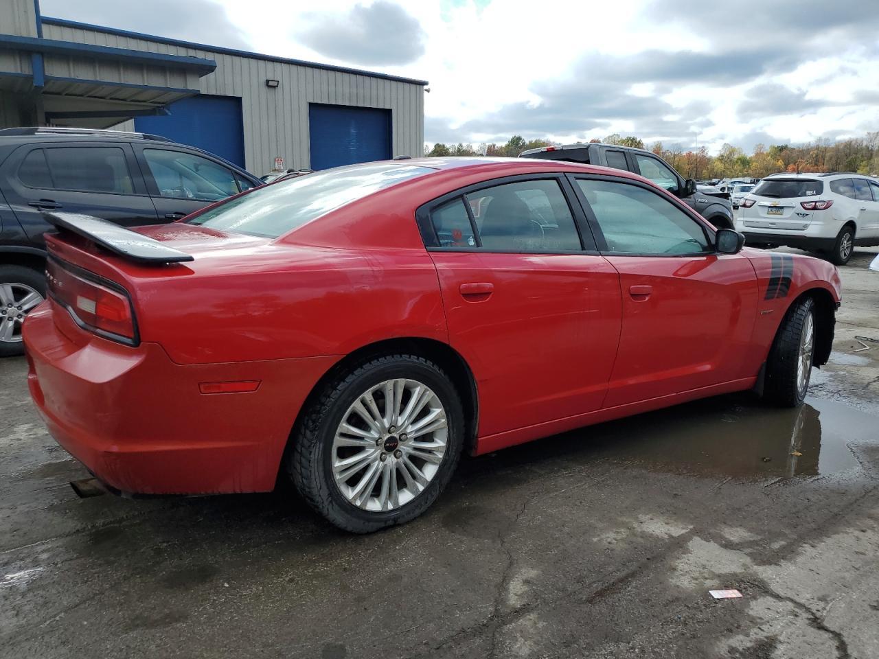 2013 DODGE CHARGER