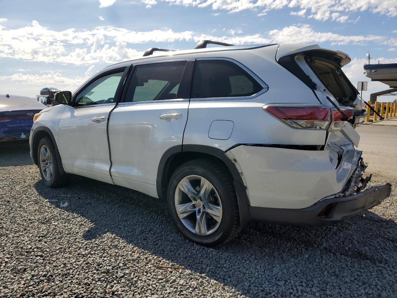 2015 TOYOTA HIGHLANDER