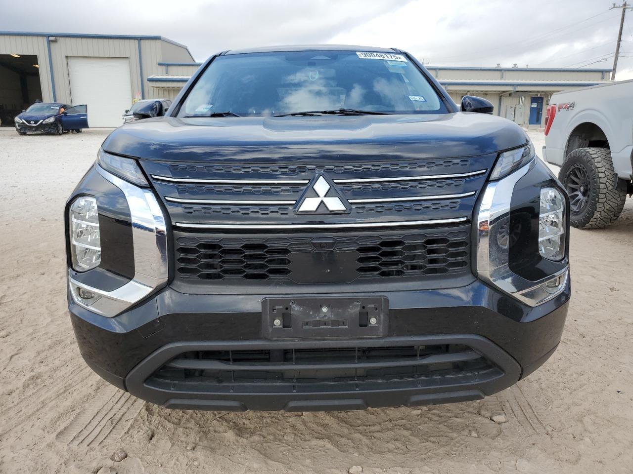 2022 MITSUBISHI outlander