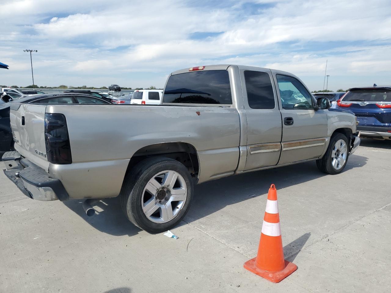 2003 CHEVROLET Silverado