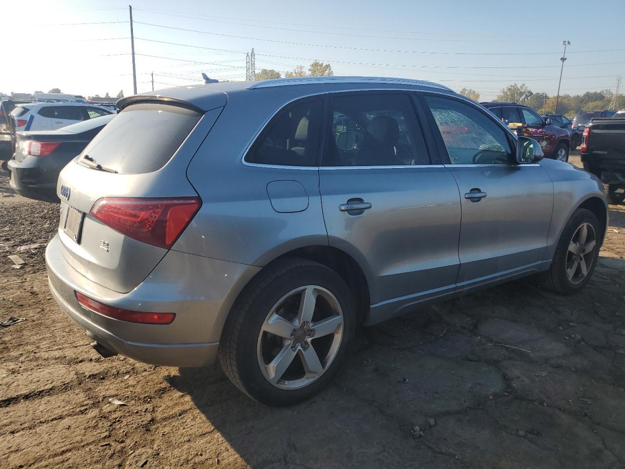 2009 AUDI Q5