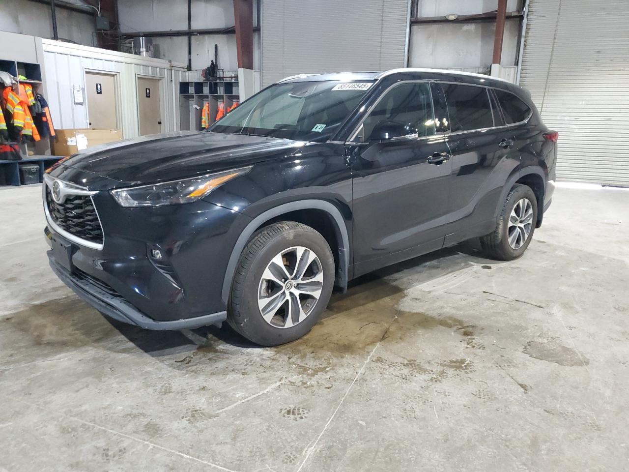 2022 TOYOTA HIGHLANDER