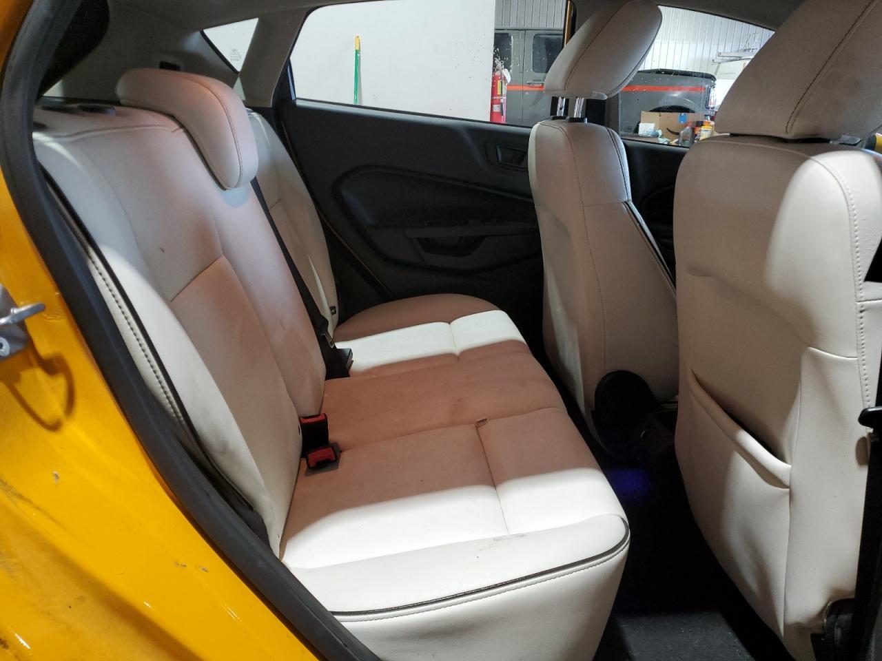 2011 FORD Fiesta
