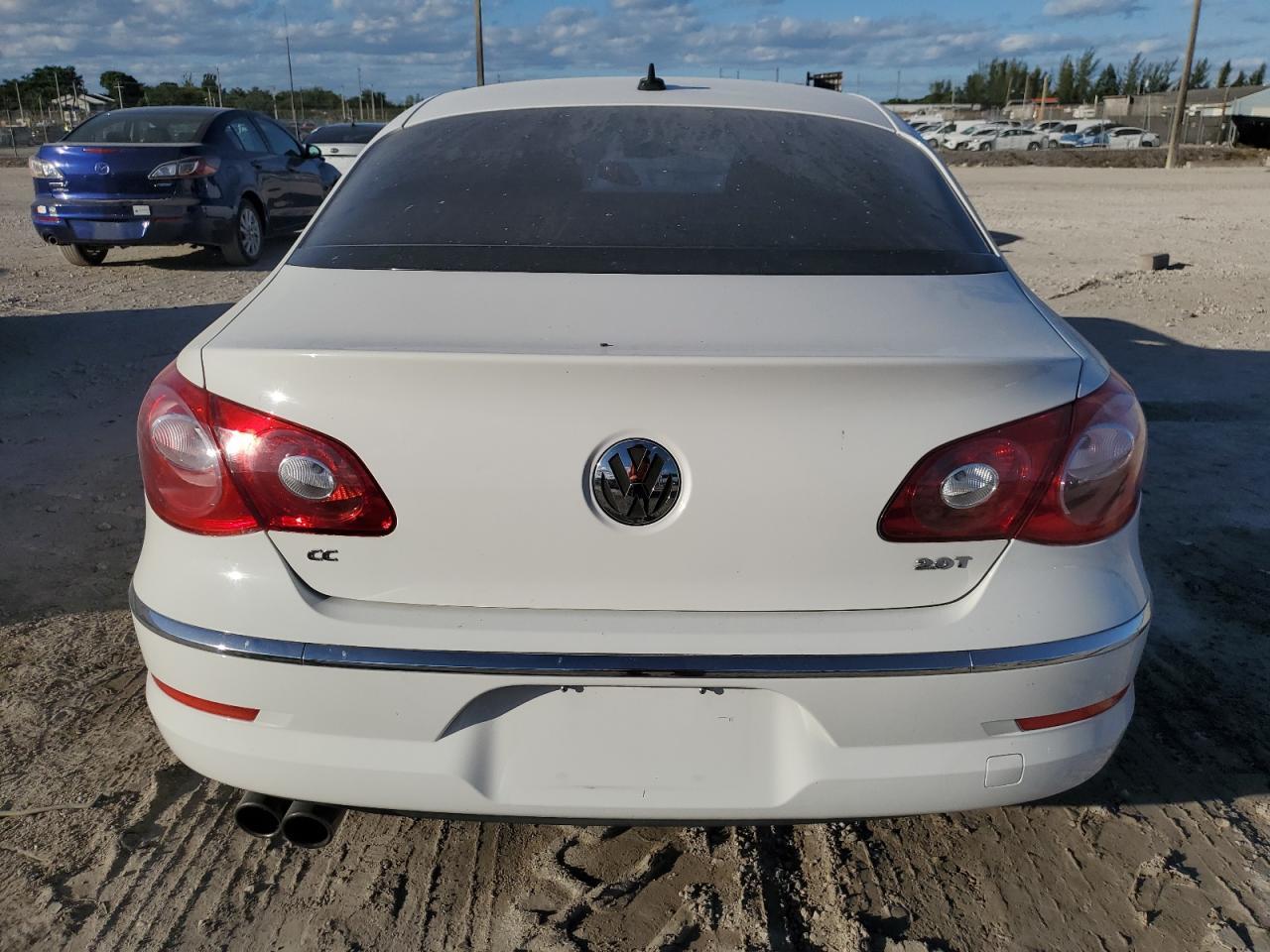 2011 VOLKSWAGEN CC