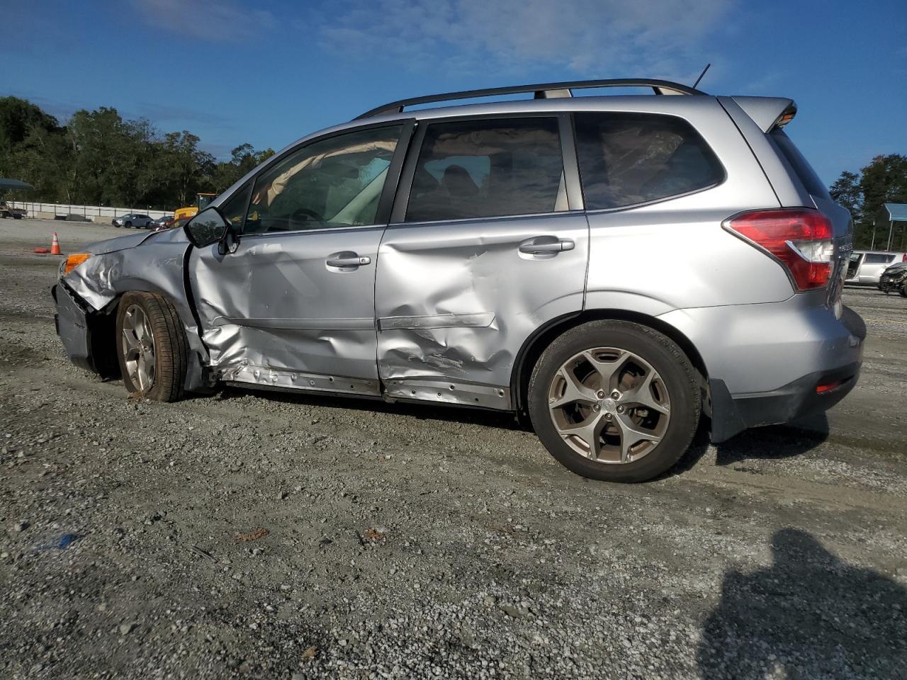 2015 SUBARU FORESTER