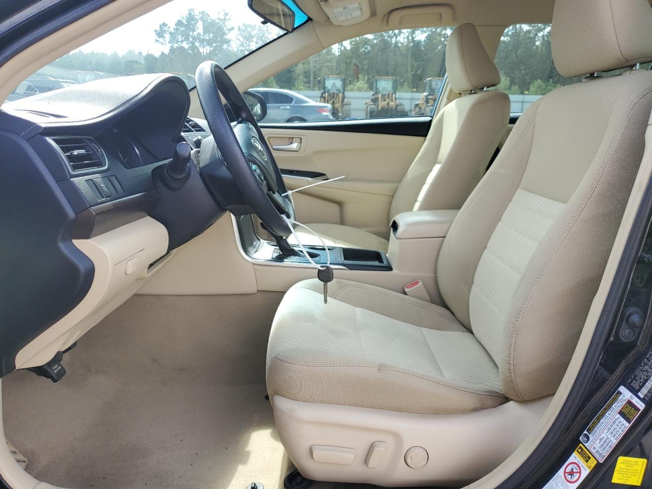 2016 TOYOTA CAMRY