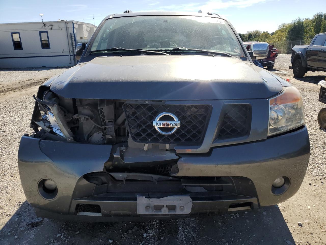 2011 NISSAN Armada