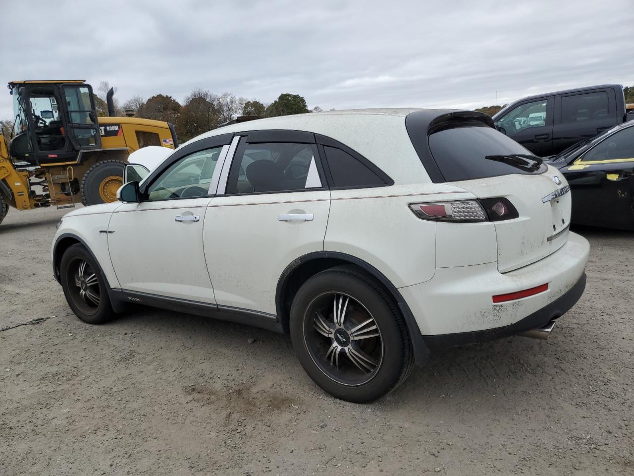 2005 INFINITI FX35