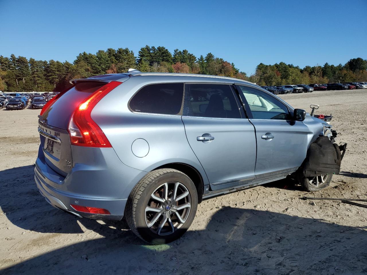 2017 VOLVO XC60