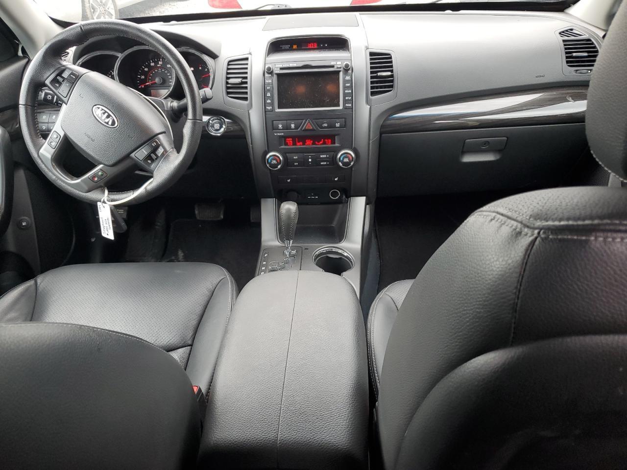 2011 KIA SORENTO