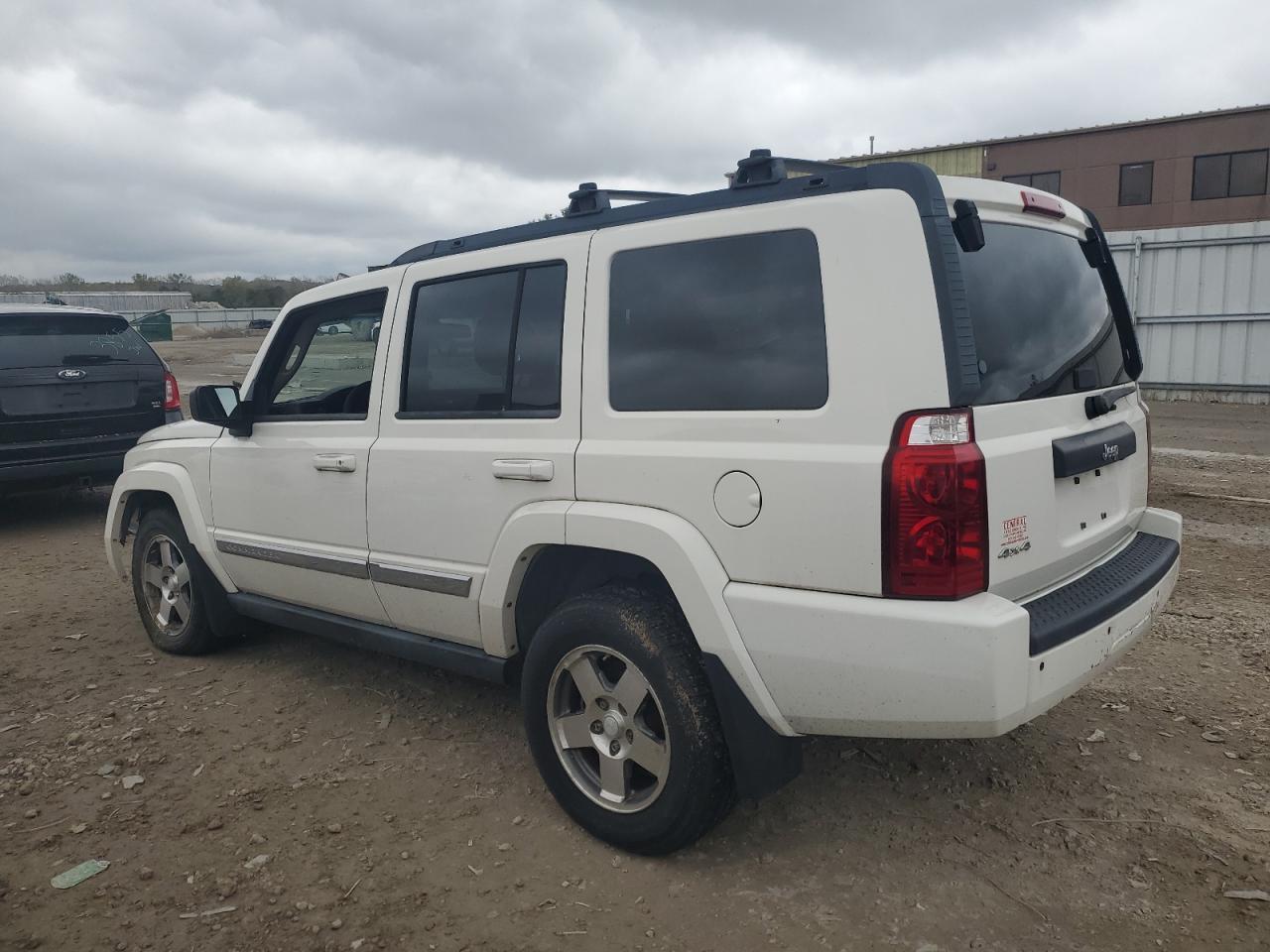 2010 JEEP Commander