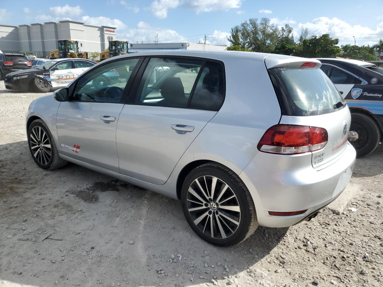 2014 VOLKSWAGEN GOLF
