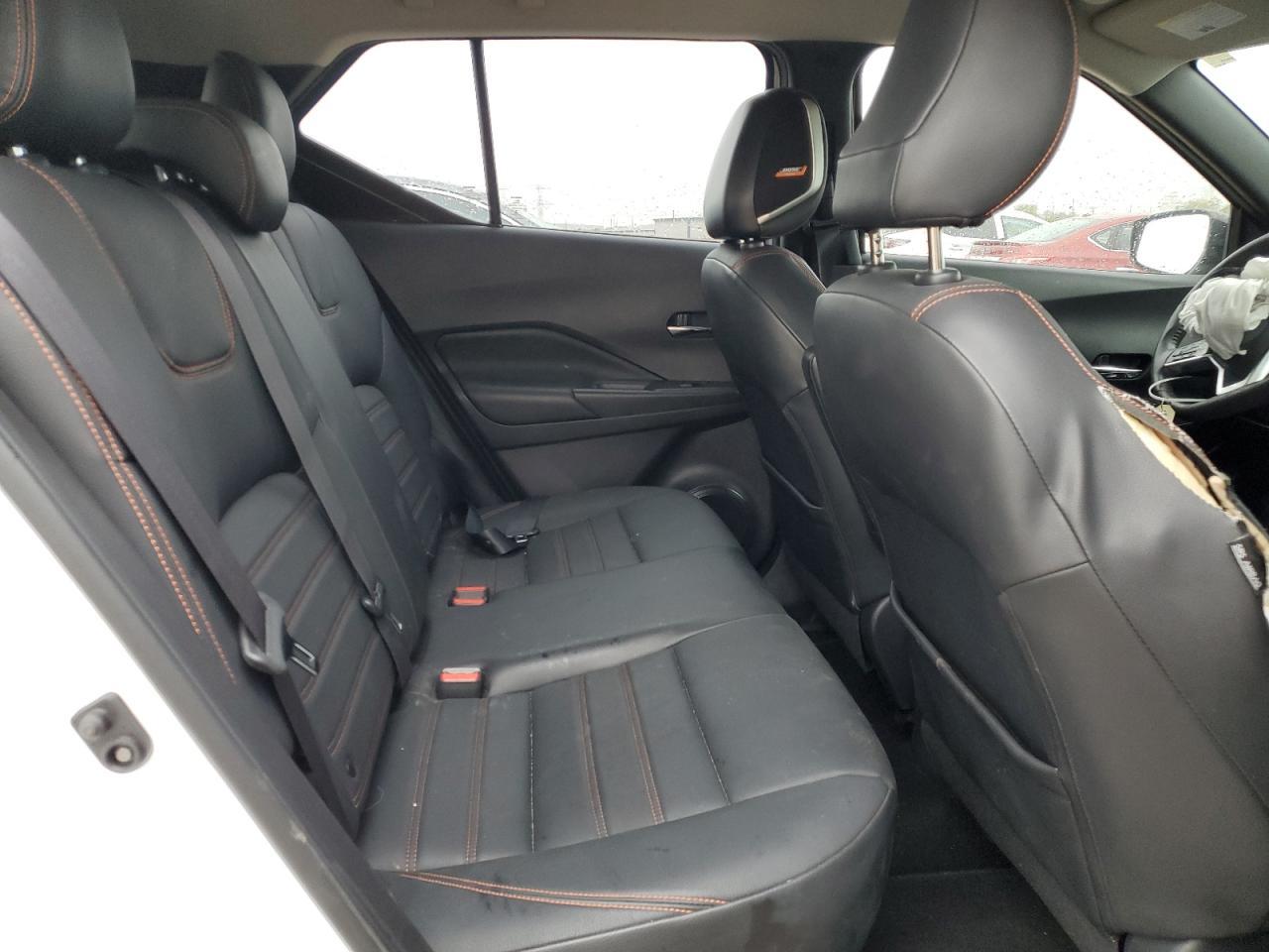 2019 NISSAN KICKS