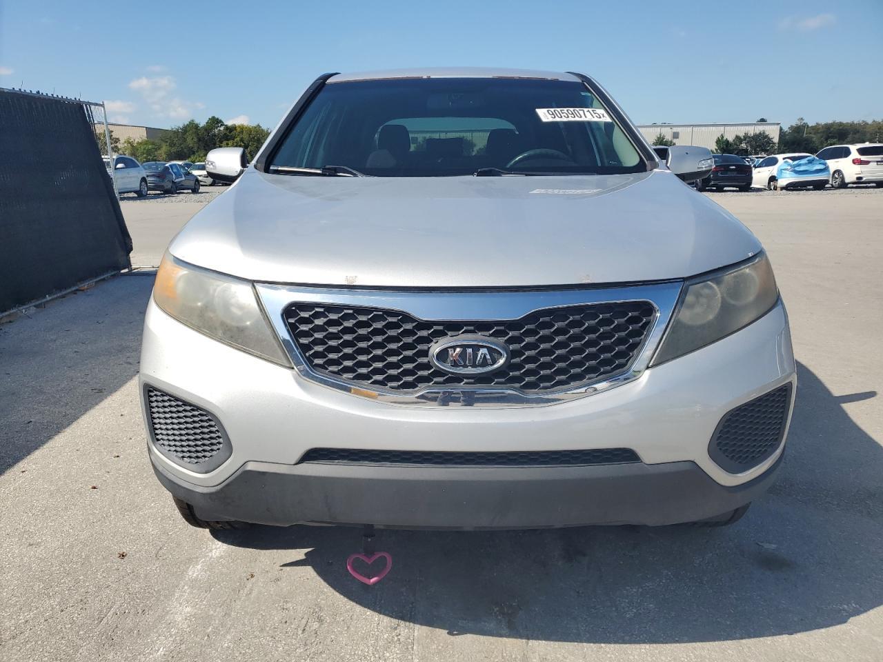 2011 KIA SORENTO