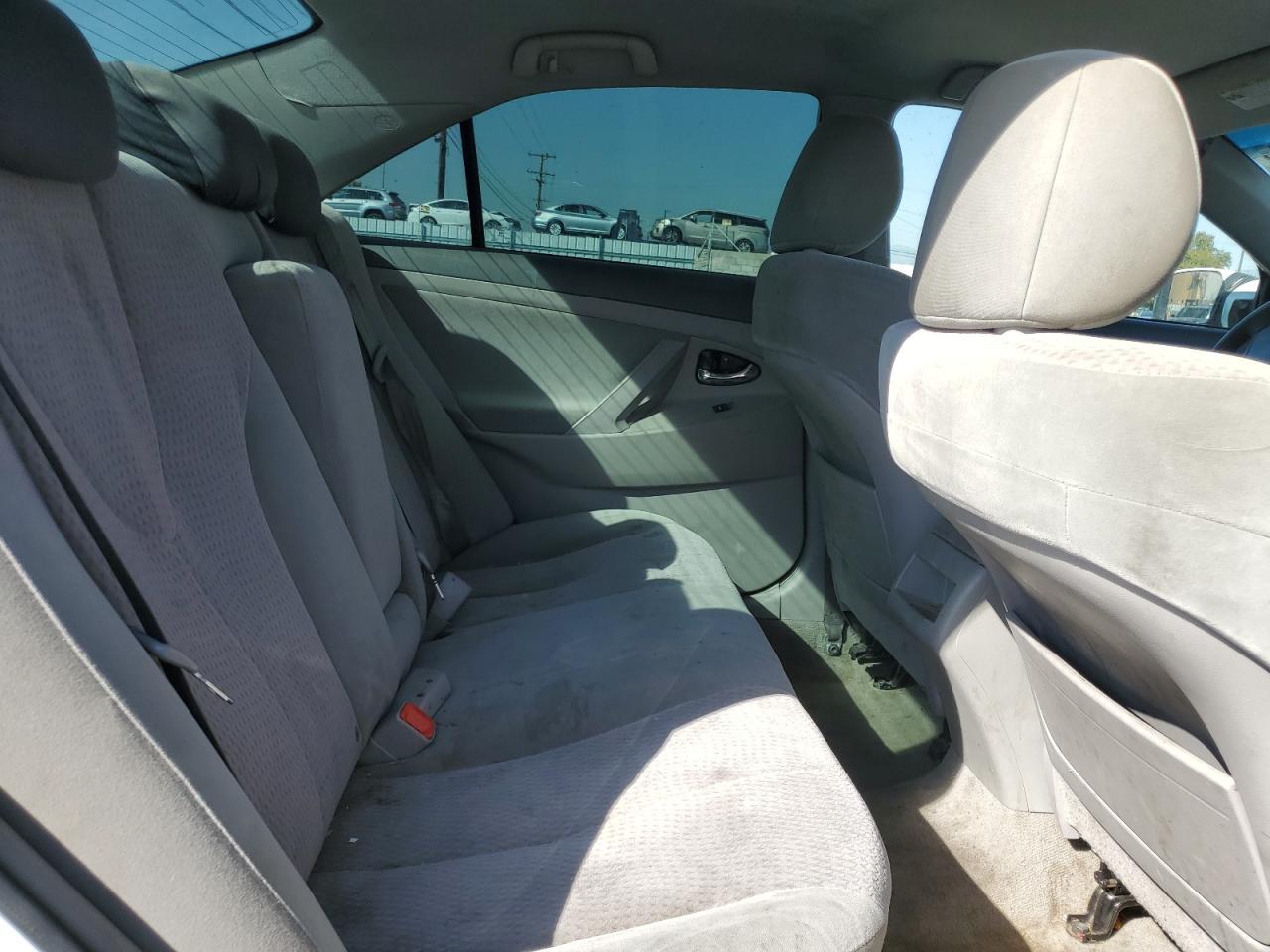 2011 TOYOTA CAMRY