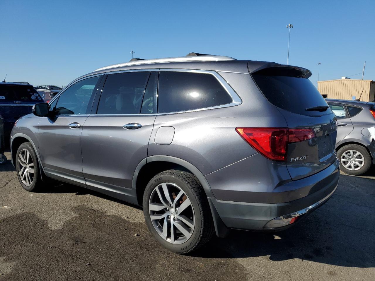 2016 HONDA PILOT