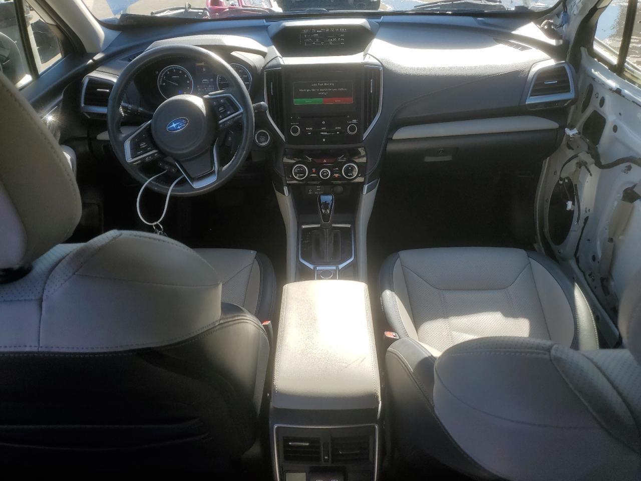 2022 SUBARU FORESTER