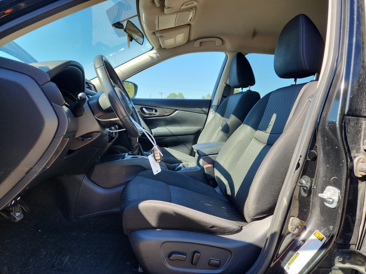 2017 NISSAN ROGUE