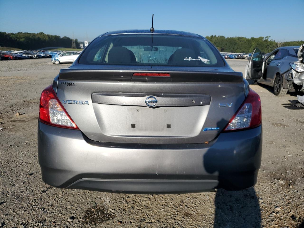 2016 NISSAN VERSA