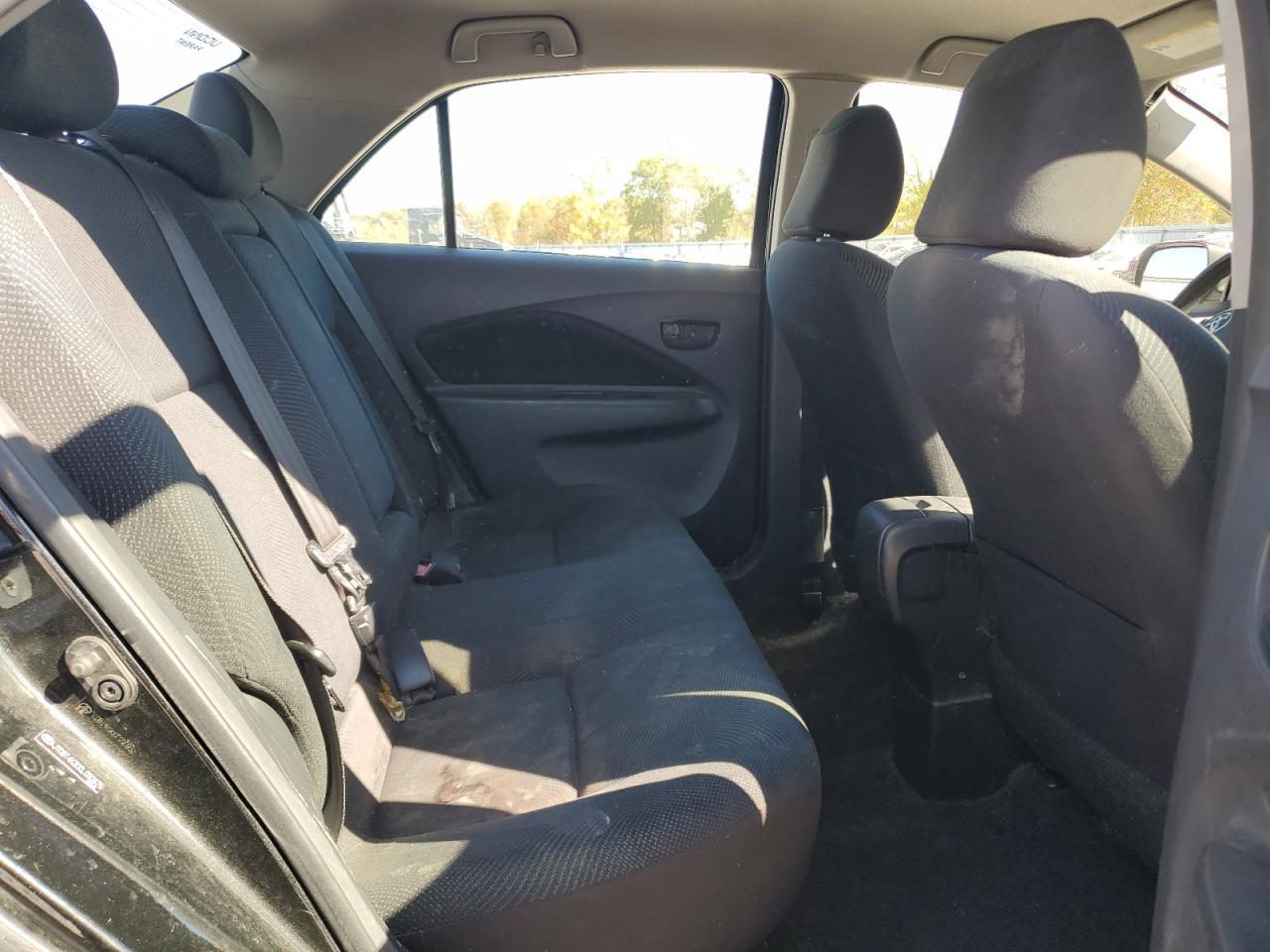 2012 TOYOTA YARIS