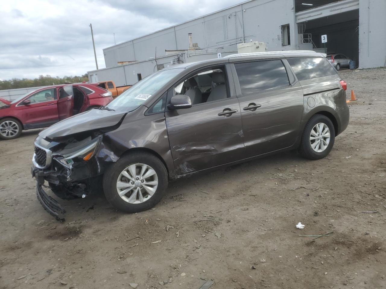2016 KIA SEDONA