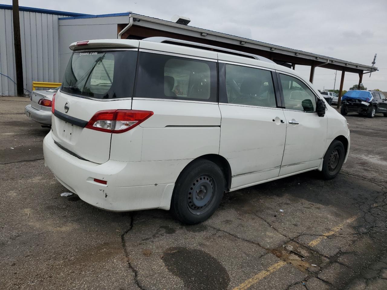 2015 NISSAN Quest