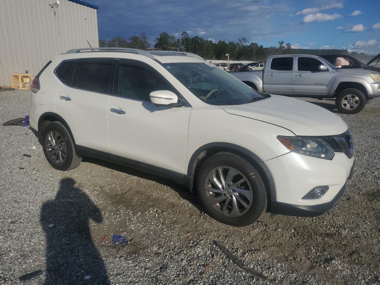2015 NISSAN ROGUE