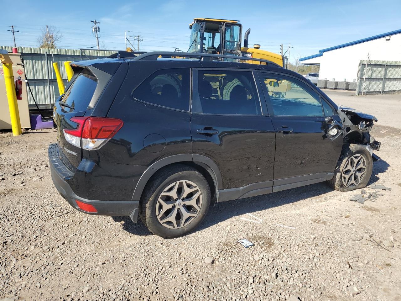 2021 SUBARU FORESTER