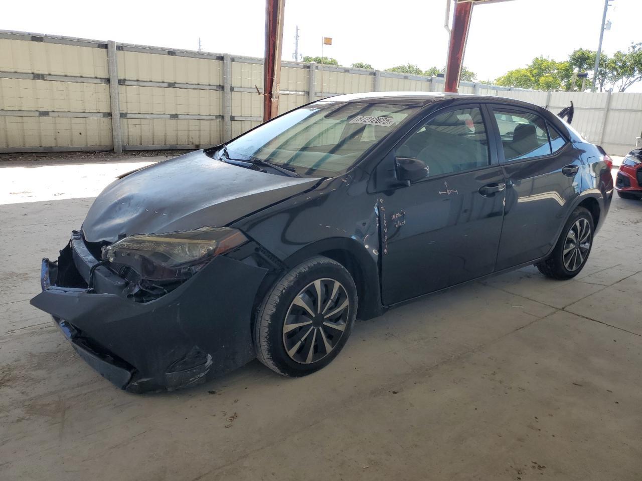2017 TOYOTA COROLLA